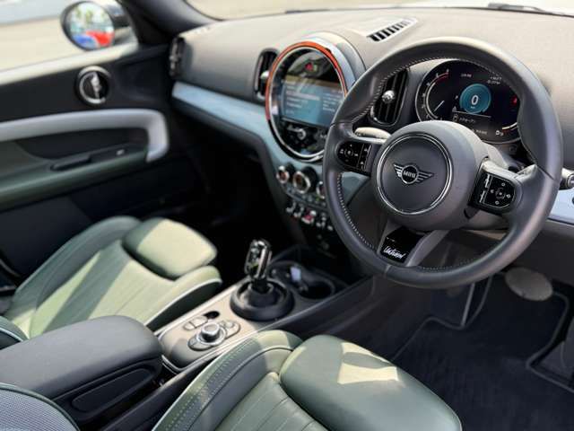 MINI COOPER D CROSSOVER