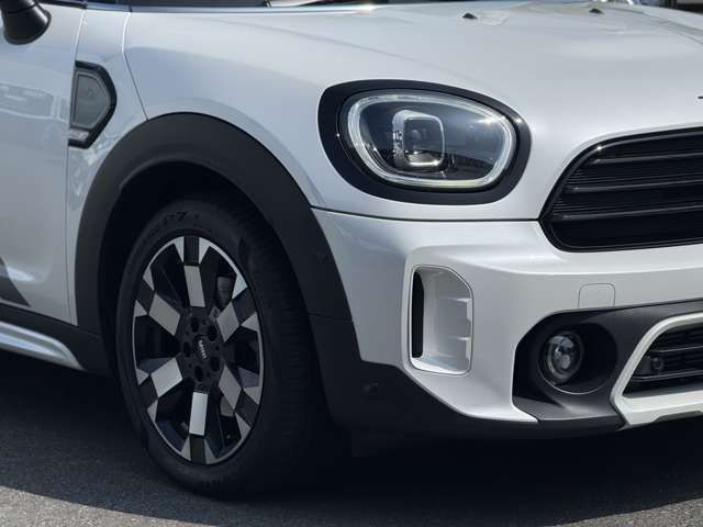 MINI COOPER D CROSSOVER