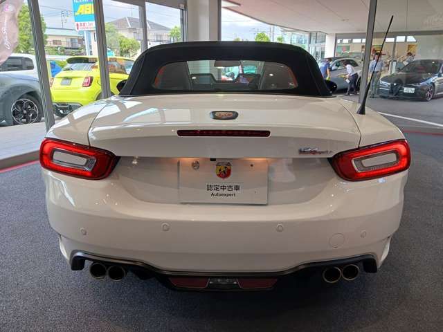 ABARTH 124 SPIDER