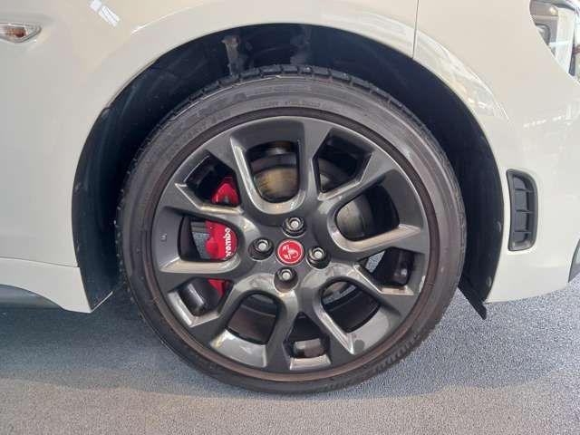 ABARTH 124 SPIDER