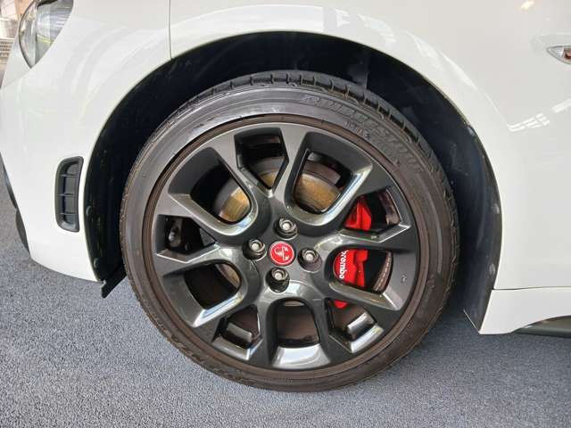 ABARTH 124 SPIDER