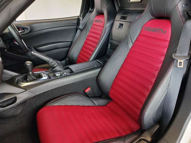 ABARTH 124 SPIDER