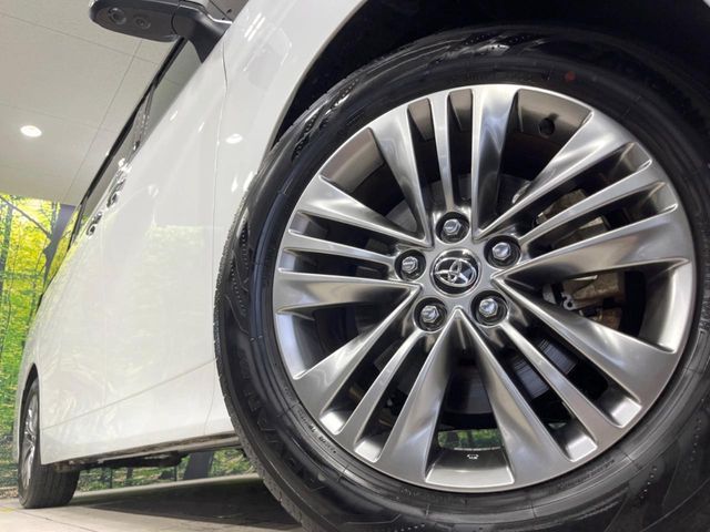 ALPHARD hybrid