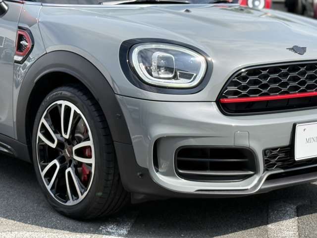 MINI CROSSOVER