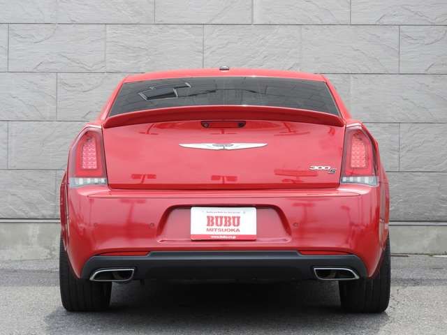 CHRYSLER 300