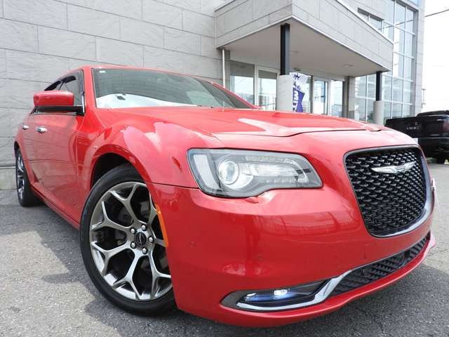 CHRYSLER 300