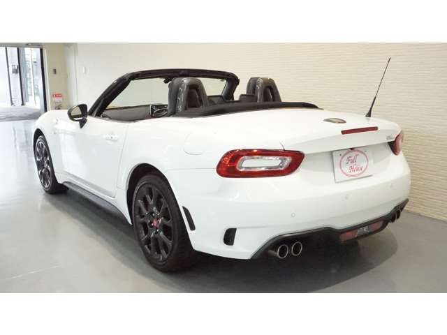 ABARTH 124 SPIDER