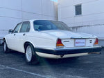 JAGUAR XJseries sedan
