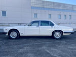 JAGUAR XJseries sedan