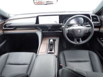 CROWN sedan hybrid
