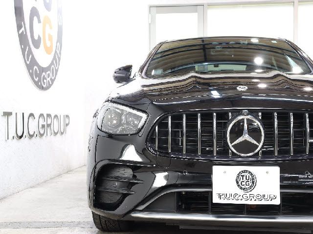 MERCEDES AMG E class sedan HYBRID