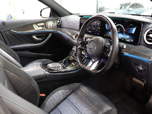 MERCEDES AMG E class sedan HYBRID