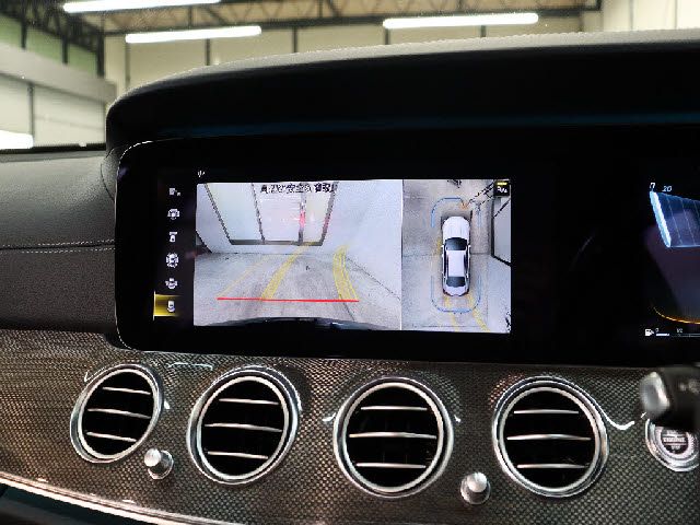 MERCEDES AMG E class sedan HYBRID