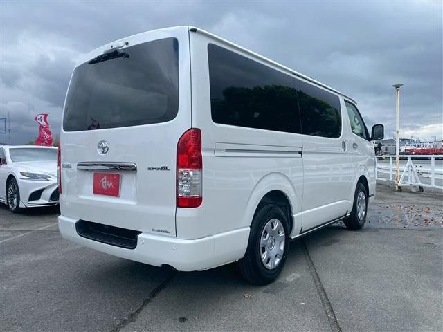 HIACE van 2WD
