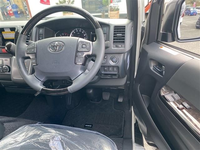 HIACE van 2WD