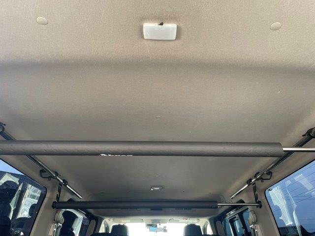 CARAVAN van 4WD