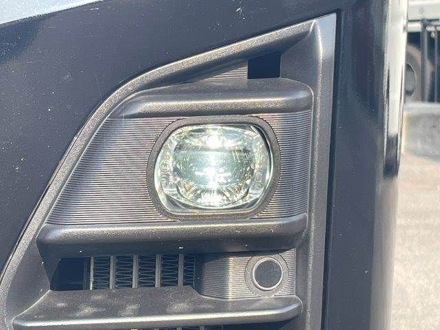 CARAVAN van 4WD