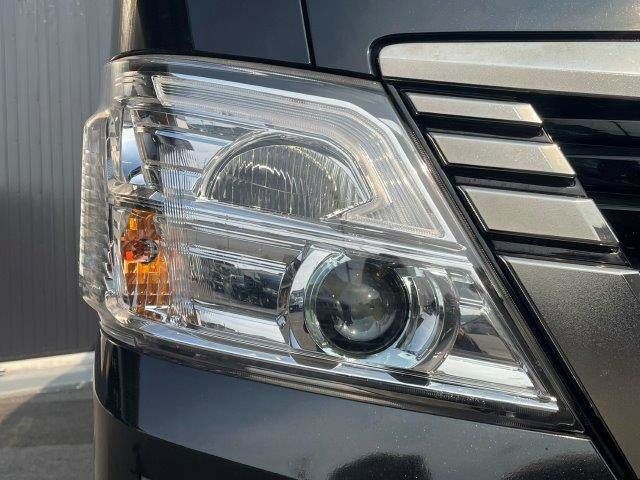 CARAVAN van 4WD