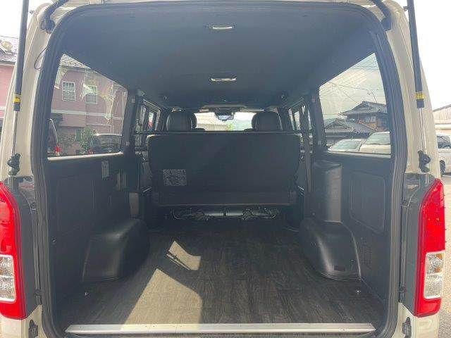 HIACE van 4WD