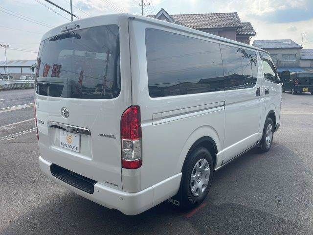 HIACE van 4WD