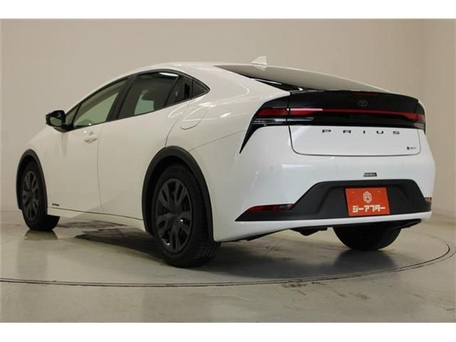 PRIUS 4WD