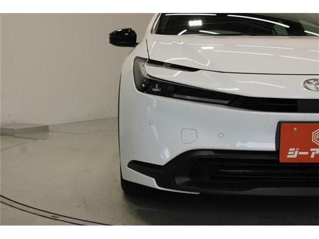 PRIUS 4WD