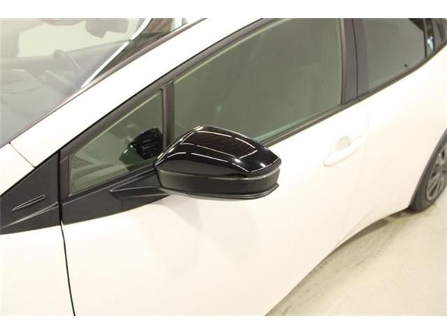 PRIUS 4WD