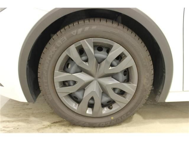 PRIUS 4WD