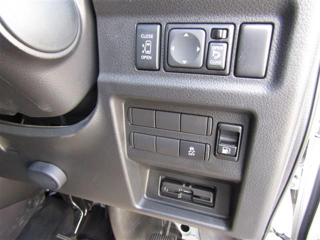 CARAVAN van 2WD