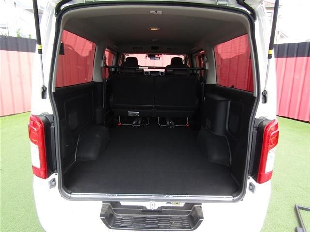 CARAVAN van 2WD