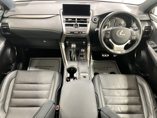 LEXUS NX300h AWD