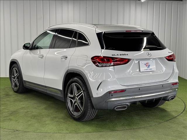 MERCEDES BENZ GLA class