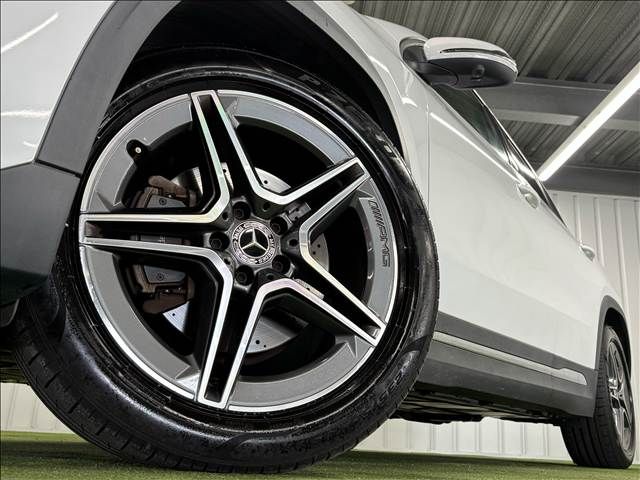 MERCEDES BENZ GLA class
