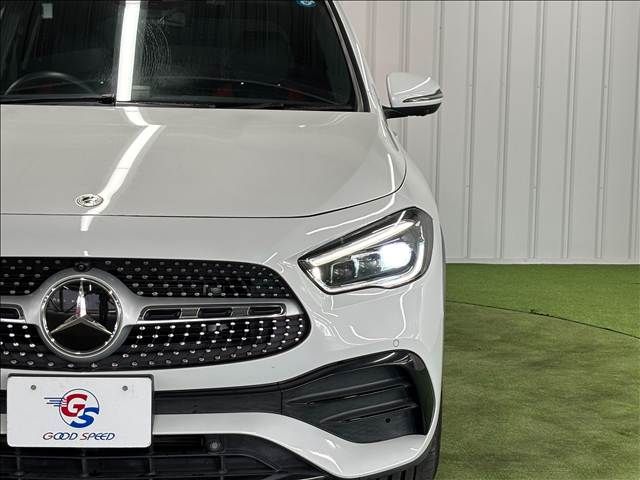 MERCEDES BENZ GLA class