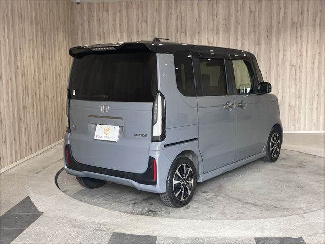 N BOX CUSTOM