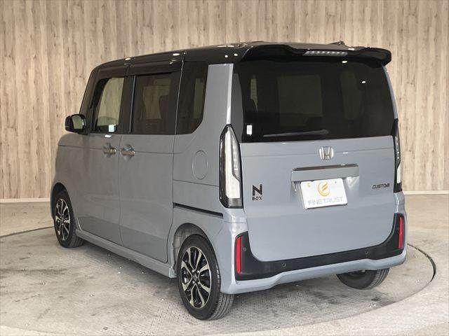 N BOX CUSTOM