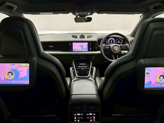 PORSCHE Cayenne coupe