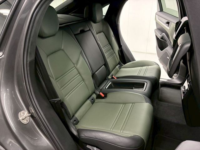 PORSCHE Cayenne coupe