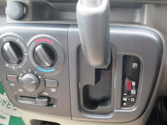 NV100 CLIPPER 4WD
