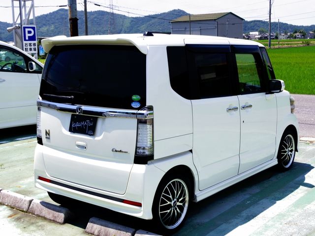 N BOX CUSTOM