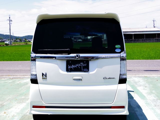 N BOX CUSTOM