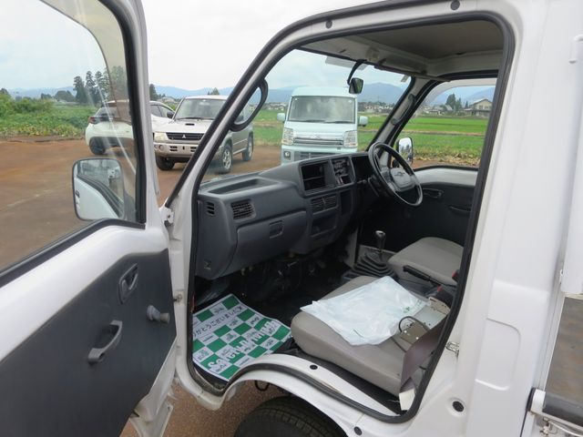 SAMBAR truck 4WD