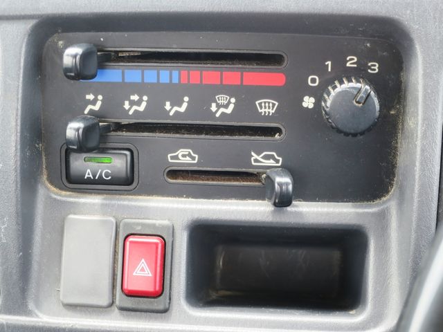 SAMBAR truck 4WD