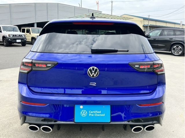 VOLKSWAGEN GOLF R