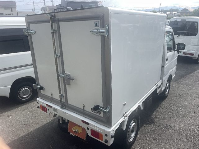 CARRY truck 4WD