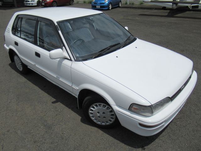 COROLLA FX