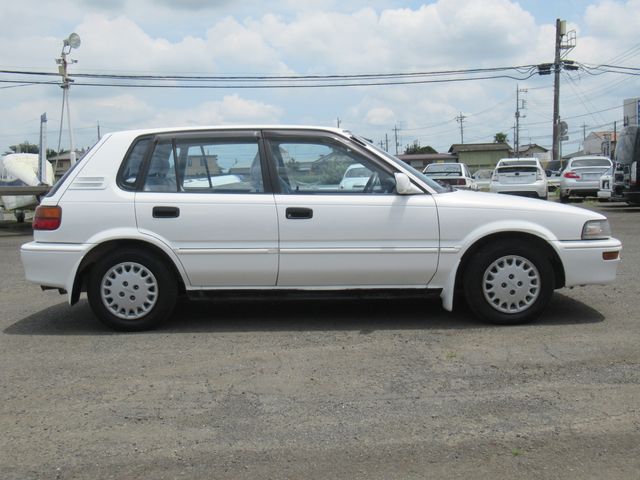 COROLLA FX
