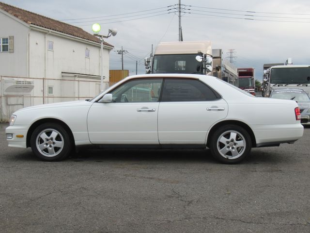 CEDRIC hardtop