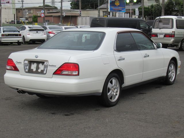 CEDRIC hardtop