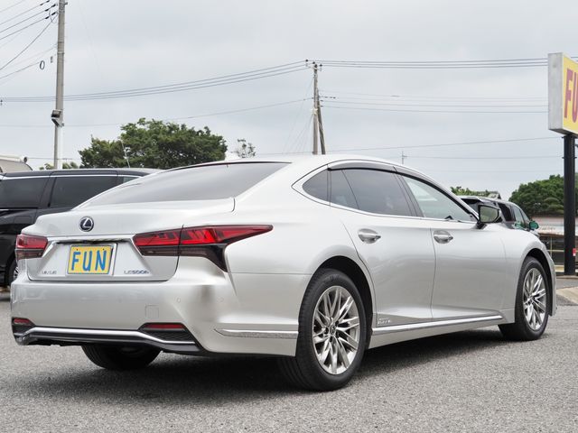 LEXUS LS500h